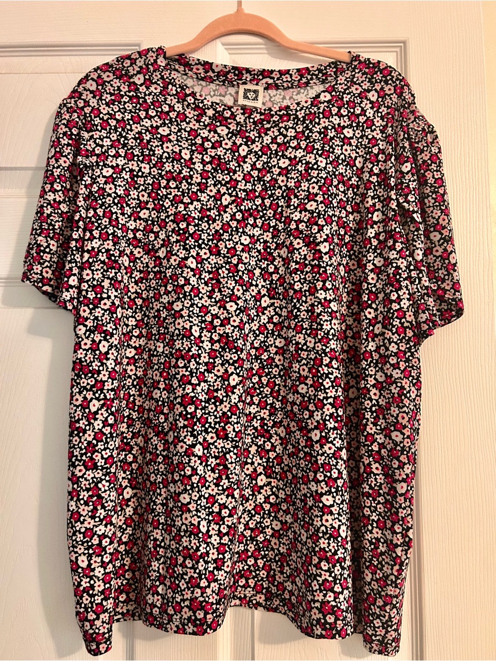 Anne Klein Black Floral Short-Sleeve Blouse with Pink Accents